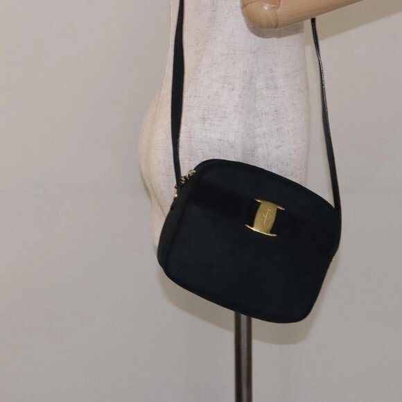 Salvatore Ferragamo Vala Shoulder Bag Suede Navy Gold Auth - Picture 1 of 16